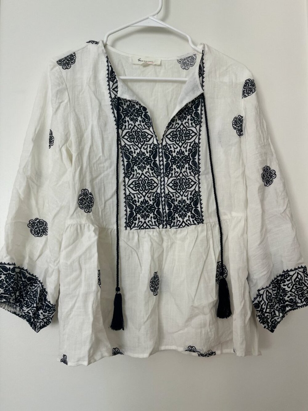Vince Camuto Peasant Top